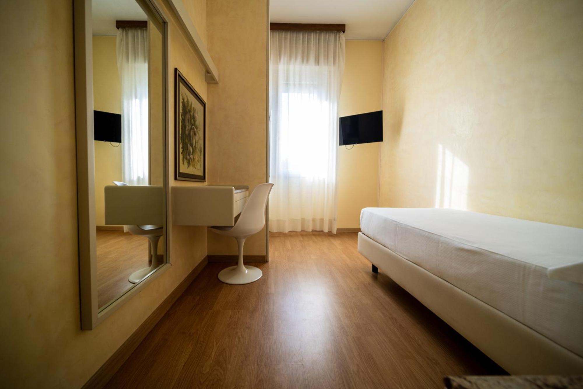 Hotel Rosabianca Rimini Exterior photo