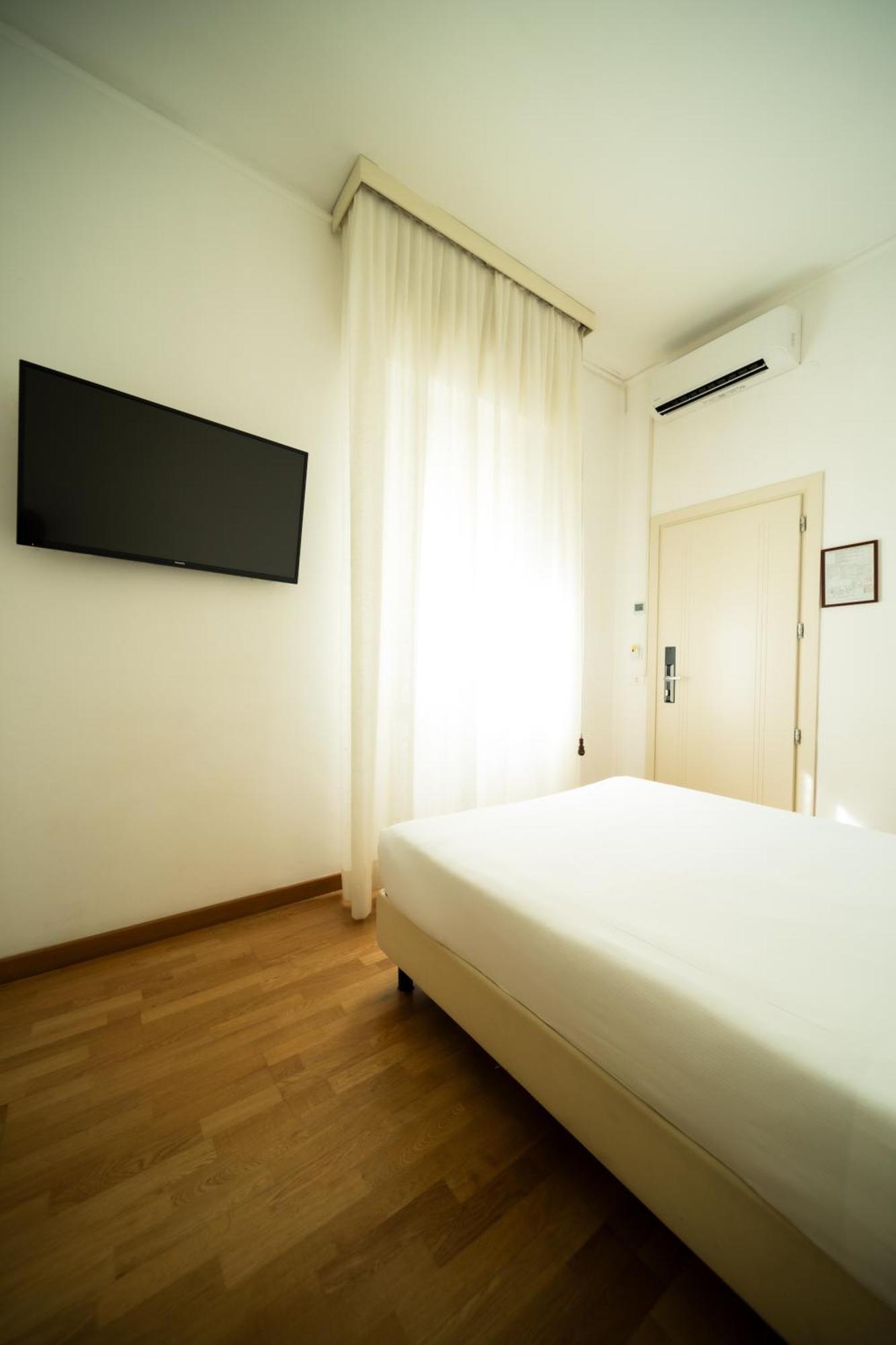 Hotel Rosabianca Rimini Exterior photo